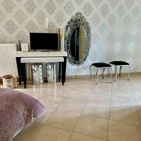 Casagreek Komotini Bed & Breakfast Exterior photo